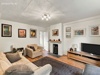 17 Glentow Road, Dublin 9, Whitehall, Dublin 9 - Image 2