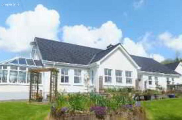 Honeysuckle Lodge, 117 Manoo Road, Drumhoney, Enniskillen, Co. Fermanagh, Kesh, Co. Fermanagh - Click to view photos