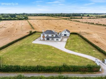 Fairyhouse Lodge, Mullinam Lane, Mullinam, Dublin 15, Dublin 15