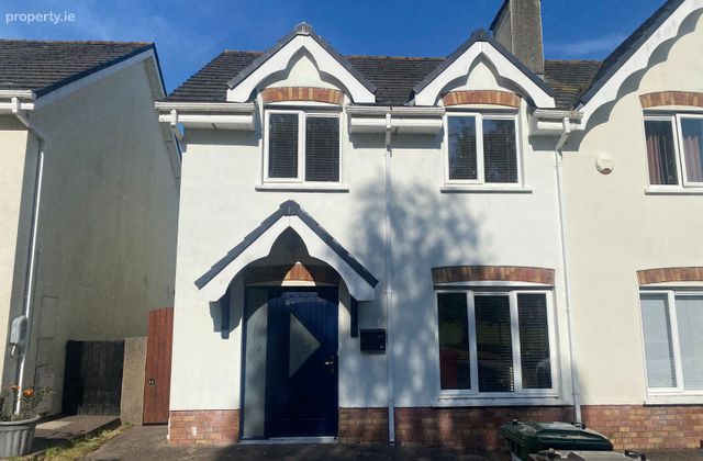 83 Caisle&aacute;n Grove, Ballincollig, Ballincollig, Co. Cork - Click to view photos