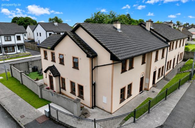 8 Owenmore Paddock, Ballinacarrow, Ballymote, Co. Sligo, Ballymote, Co. Sligo - Click to view photos