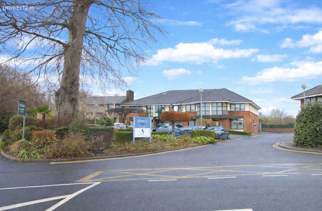 Blanchardstown Business Centre, Clonsilla Road, Blanchardstown, Dublin 15, Co. Dublin, Blanchardstown, Dublin 15 - Click to view photos