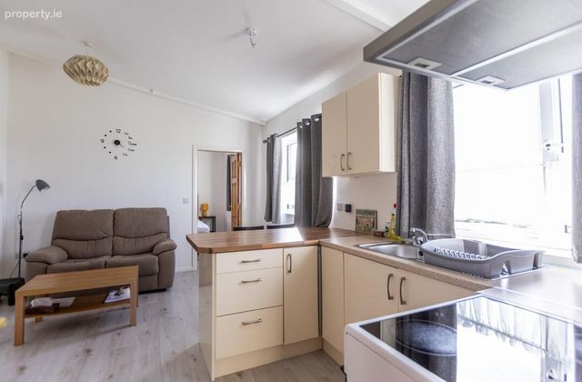 Pine Tree Lodge, Cloonkirgeen, Dunmanway, Co. Cork, Rossmore, Co. Cork - Click to view photos