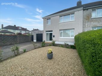 31 Beaumont Lawn, Beaumont, Blackrock, Co. Cork - Image 2