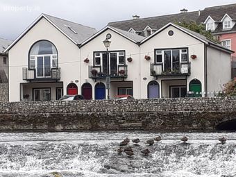 Apartment 1, The Weir Apartments, The Quay, Tinnahinch, Graiguenamanagh, Co. Car, Graiguenamanagh, Co. Carlow