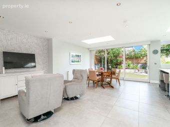48 Hampton Court, Clontarf, Dublin 3 - Image 3