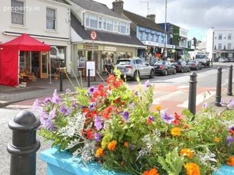 Office 6 Village Centre, Main Street, Oughterard, Galway, Oughterard, Co. Galway