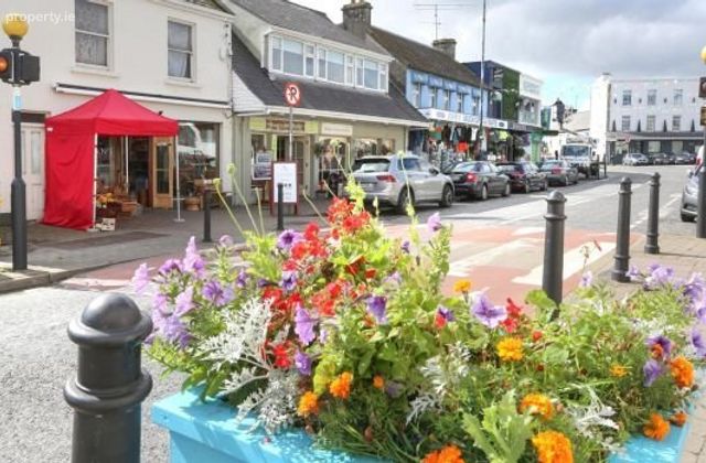 Office 6 Village Centre, Main Street, Oughterard, Galway, Oughterard, Co. Galway - Click to view photos