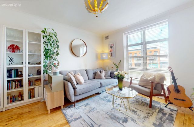 Apartment 21 Pier 19, Dublin 8 - Click to view photos