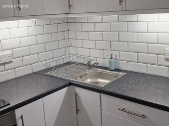 Apartment 5, 47 Raglan Road, Donnybrook, Dublin 4 - Image 2