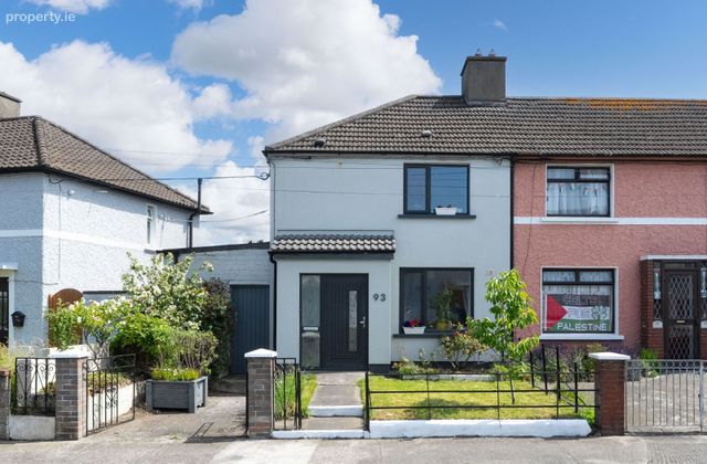 93 Aughavannagh Road, Crumlin, Dublin 12 - Click to view photos