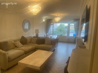 Apartment 12, Renoir, St James's Court, Serpentine, Ballsbridge, Dublin 4 - Image 2