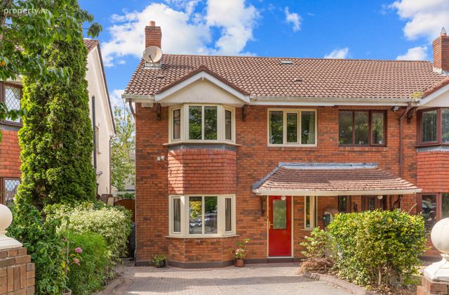 2 Foxrock Wood, Foxrock, Dublin 18, Foxrock, Dublin 18 - Click to view photos