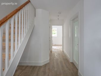 Lakeview, Rostellan, Co. Cork - Image 5