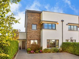 41 Woodbank, Shankill, Dublin 18, Loughlinstown, Co. Dublin