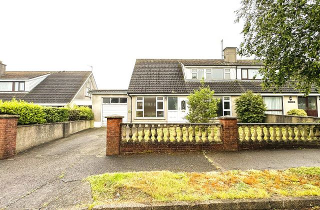 86 Roselawn, Tramore, Tramore, Co. Waterford - Click to view photos