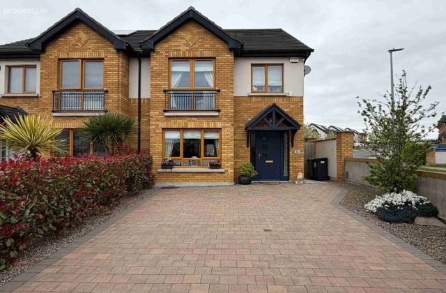 32 The Cedars, Avourwen, Drogheda, Co. Meath - Click to view photos