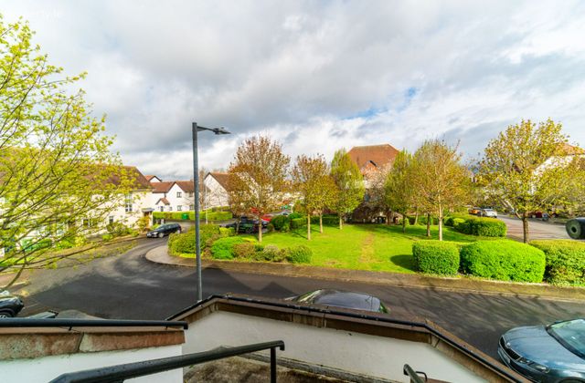 79 Newcastle Manor Square, Newcastle, Co. Dublin - Click to view photos