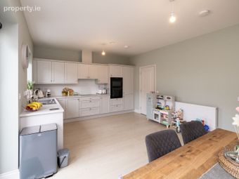 29 Ash Green, Kilcarbery Grange, Clondalkin, Dublin 22 - Image 5