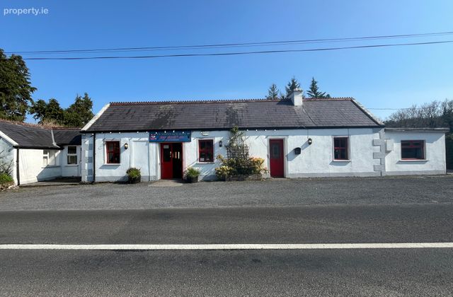 An Sionnach Rua, Bonnifinglas, Attymass, Ballina, Co Mayo, Attymass, Co. Mayo - Click to view photos