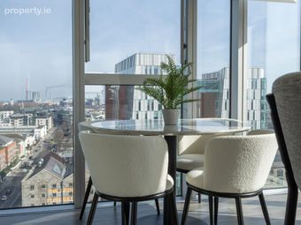 Alto Vetro, Grand Canal Square, Dublin 2 - Image 3