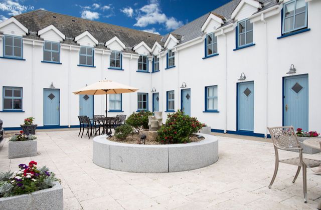 The Wooden House Apartments, Kilmore Quay, Kilmore Quay, Co. Wexford - Click to view photos