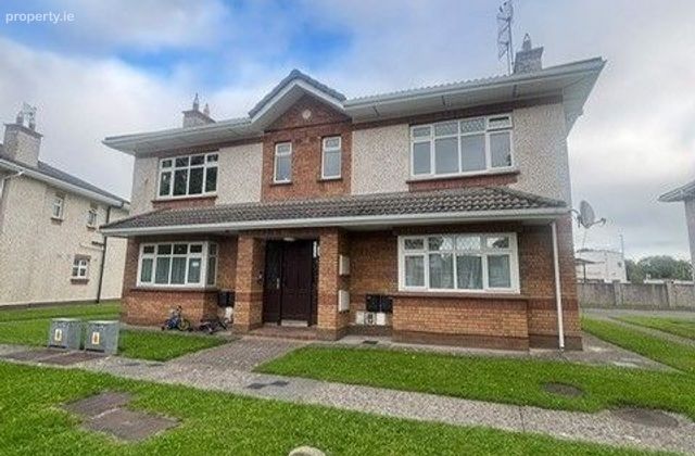 Block D, Aylmer Park, Naas, Co. Kildare - Click to view photos