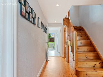 De Grae, 4 Hogan's Row, Blind Gate, Kinsale, Co. Cork - Image 4