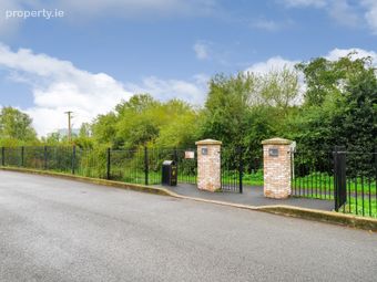 316 Castlecurragh Heath, Mulhuddart, Dublin 15, Mulhuddart, Dublin 15 - Image 3