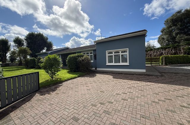 Coolgarriv, Tralee Road, Killarney, Co. Kerry, Killarney, Co. Kerry - Click to view photos
