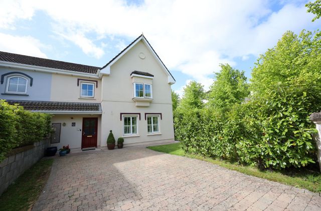 94 Brightwater, Crosshaven, Co. Cork - Click to view photos