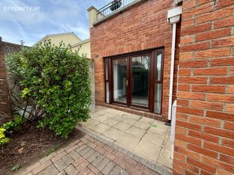 25 Charlesland Park, Charlesland, Greystones, Co. Wicklow - Image 2