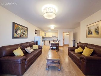 Apartment 4, Bowers Lane, Main Street, Ballinrobe, Co. Mayo - Image 2