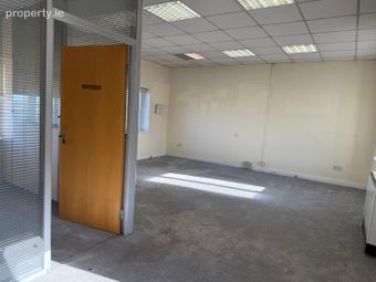 8 The Court, Main Street, Newbridge, Co. Kildare - Image 3