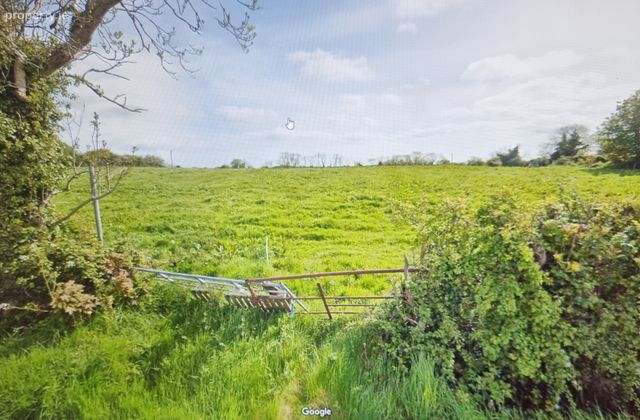 A92 Kp68, Togher, Co. Louth - Click to view photos