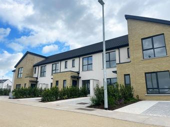 Type H/j - 3 Bed End Terrace, Midleton, Co. Cork - Image 2