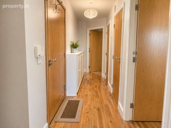 4 Grianan Fidh, Aiken's Village, Stepaside, Dublin 18 - Image 2