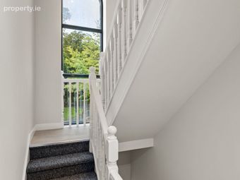 5 The Court, Larch Hill, Santry, Dublin 9 - Image 2