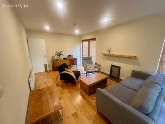 South Park, Dublin 18, Foxrock, Dublin 18 - Image 3