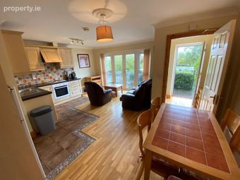 5 Cill Tullaigh House, 115 Upper Newcastle, Newcastle, Galway, Newcastle, Co. Galway - Image 3