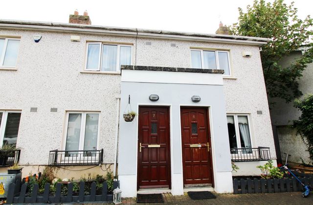 7 Gandon Mews, Lucan, Dublin, Co. Dublin, Lucan, Co. Dublin - Click to view photos