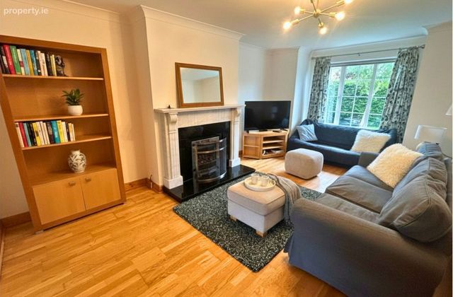 28 Bluebell Woods, Maree Road, Oranmore, Co. Galway - Click to view photos