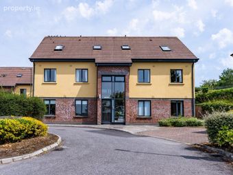 5 Bed Apartment*summer Let Only--all Bills Included* Wellmount Village, Athlone, Co. Westmeath