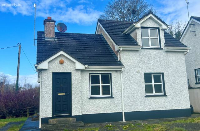1 Drumgeaglom, Leitrim Village, Drumshanbo, Co. Leitrim - Click to view photos
