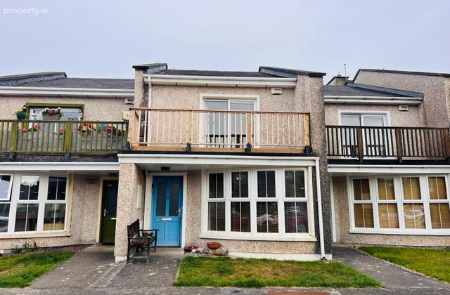 19 Sandycove Beach Villas, Owenahincha, Rosscarbery, Co. Cork - Click to view photos
