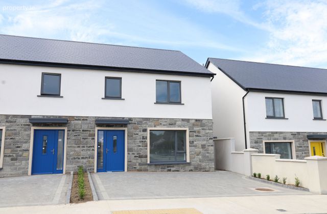 12 Knocknagarrane, Bandon, Bandon, Co. Cork - Click to view photos