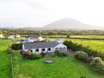 Lake View Villa, Errew, Castlehill, Co. Mayo - Image 2