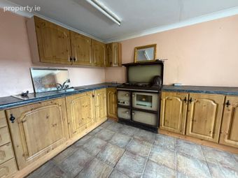 3 Rose Terrace, Main Street, Blackrock, Co. Louth - Image 5