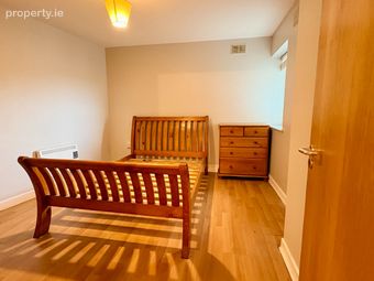 21 Rosbercon Court, Lower Rosbercon, New Ross, Co. Wexford - Image 5