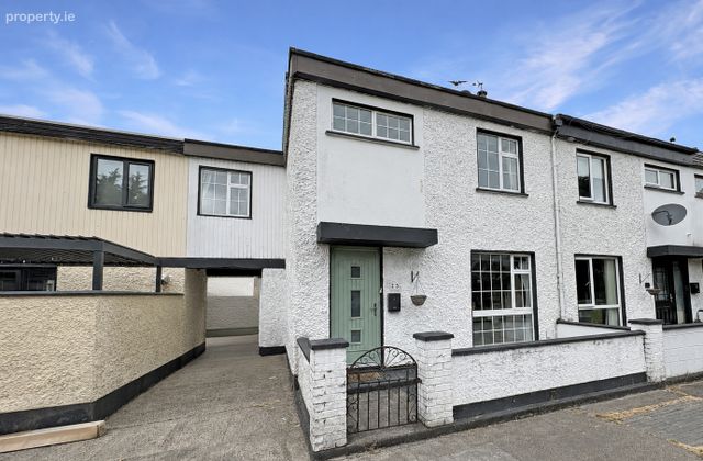 23 Tradaree Court, Shannon, Co. Clare, Shannon, Co. Clare - Click to view photos